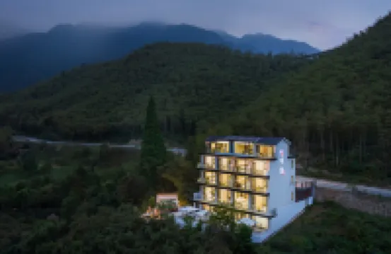 Suitable • 180° Mountain View Starry Sky Swimming Pool Forest Mountain Lodge (Cloud Grassland Store)