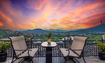 Floral Hotel·Shanba Guanxia Panorama Inn (Tengchong Heshun Ancient Town)