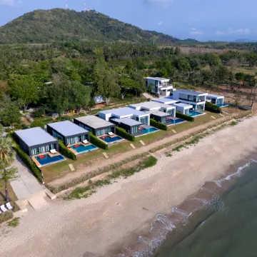 Sunshine Paradise Resort