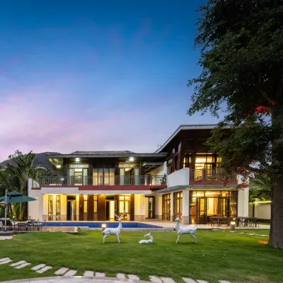 Sanya Yalong Bay Dream Tours Bay Resort Pool Villa Hotel in zona Baia di Yalong