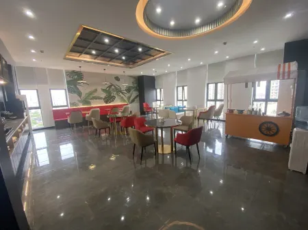 Me Young Me House Hotel (Changsha Quantang) Отели рядом с достопримечательностью «Hunan Technical College of Water Resources and Hydro Power»