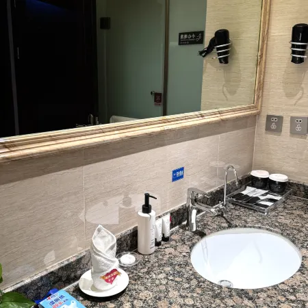 Xi Lai Cheng Hotel