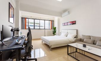 BOSS E-Sports Hotel