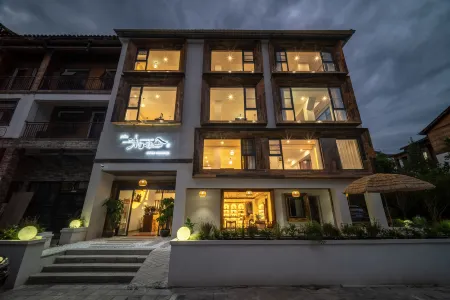 ZHUWUQING Отели рядом с достопримечательностью «68-Level Drop Waterfall»