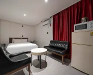 Pacific7 Hotel