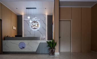 Mansion Hotel (Lan Le International Airport)