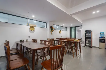 Shuyi Homestay Отели рядом с достопримечательностью «Fenghuang Yang's Ancestral Hall»