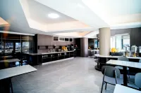 Jindao   Holiday   Business   Hotel - parking