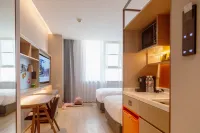 希爾頓惠庭酒店（開封萬歲山大宋武俠城店） 鄰近萬歲山大宋武俠城動物園-鴿子的酒店