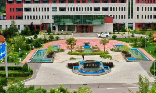 Ningxia Travel Investment Yuanfeng Hotel