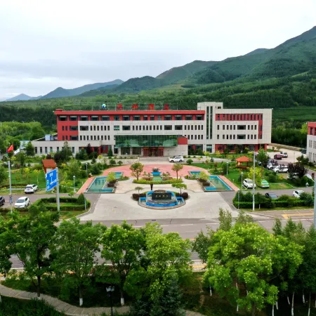 Ningxia Travel Investment Yuanfeng Hotel