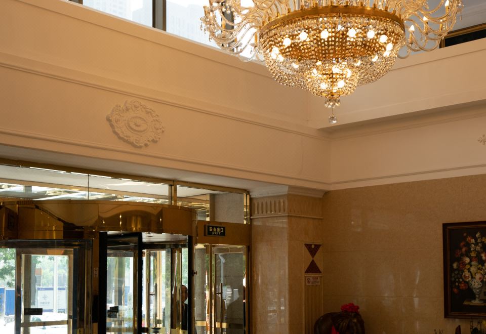 4. 애스터 플라자..