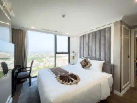 Cửa Đông Luxury Hotel Các khách sạn ở Thành phố Vinh