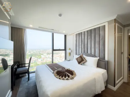 CUA Dong Luxury Hotel Отели в г. Nghi Xuan