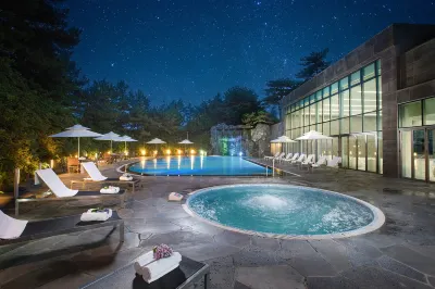 WE Hotel Jeju Отели в г. 