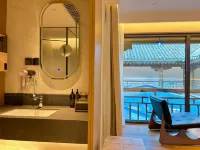 Huajiadi Inn (Taierzhuang Ancient City Scenic Area) - Inns