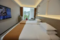 Huada Hotel