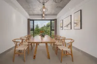 Yunhe Terrace Sit and Watch Yunqi Homestay