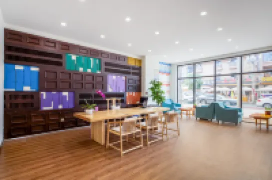 There is a snow inn here