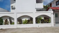 Avanti Surf & Stay