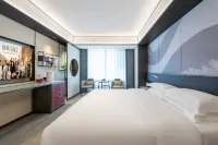 Baicheng Yunfeng Hotel