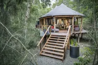 Paperbark Camp Hotels in Woollamia