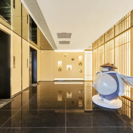 Dragon Cat Spirit Hotel (Baili Plaza New Dongmen Store, Yangjiang)