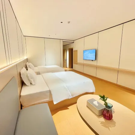 LHHOTEL Hotels in Qinglong