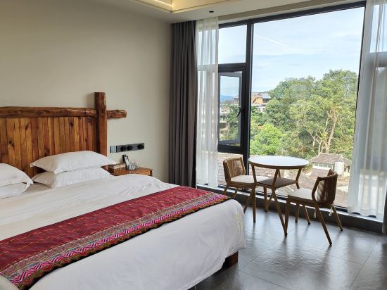 邊邁客棧（景邁山蜂王樹店）