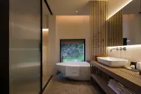 Lushan songmo B & B