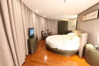 Chizhou Yinxing Business Hotel