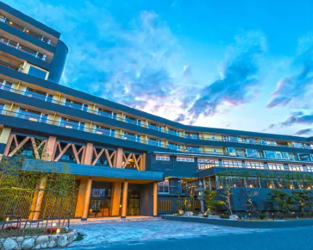 Ooedo Onsen Monogatari Premium Shirahama Gyoen（Old:Yukai Resort Premium Shirahama Gyoen） Hotels in Shirahama