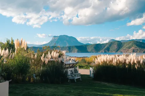 Lugu Lake Envy Fish B&B