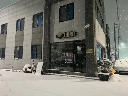 JJBRO HOSTELL / GUESTHOUSE