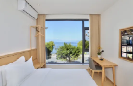 Dali Dianxi Quanxi Seascape Garden Homestay (Erhai Park Branch, Dali High speed Railway Station)