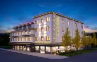 Wind Hidden Tianjiao Cinema Hotel Hotels near Chengdu Technological University