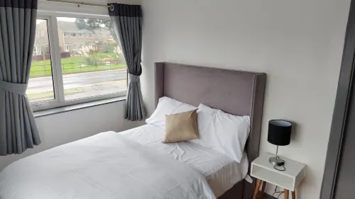 OYO The Silver City Hotel