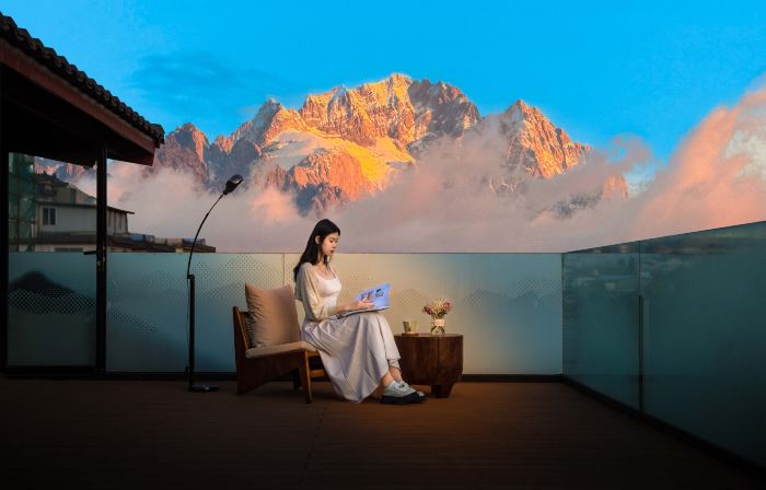 Moonlight Treasure Box Hotel