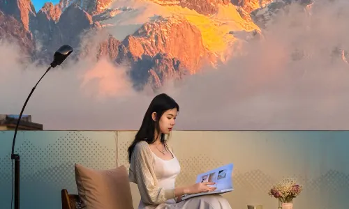 Moonlight Treasure Box Hotel