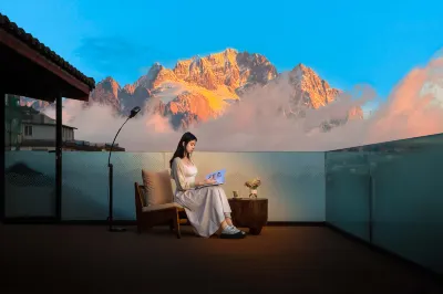 Moonlight Treasure Box Hotel Hotels near Lijiang City Museum
