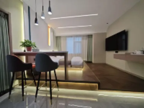 Mingju Homestay (Xi'an Zhonggulou Huimin Street)