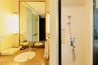 Crown Hotel