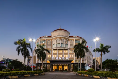 Starway Hotel (Dongxing Port)