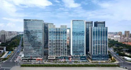 Urcove by Hyatt The Mixc. Zhugang New Town Отели рядом с достопримечательностью «Shantou Polytechnic»