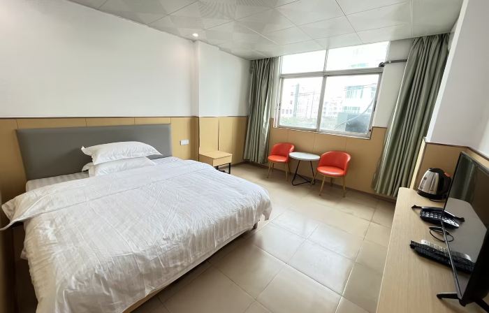 Qunxing Hotel (Yanjiang Second Road)