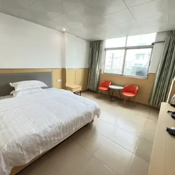 Qunxing Hotel (Yanjiang Second Road)