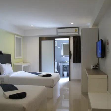 Sunny Residence Отели рядом с достопримечательностью «Старый город»