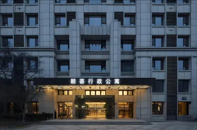 Langhui Executive Apartment (Shenzhen Nanshan Metro Station Raffles Square) Hotel dekat Shenzhen Qianhai Zhoudafu Global Commodity Shopping Center