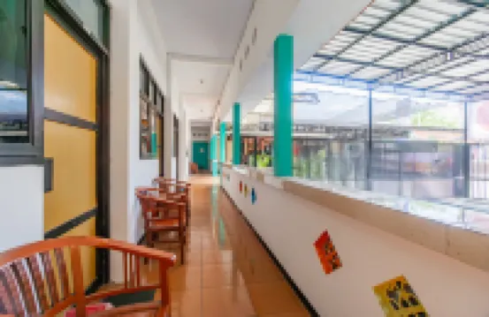 Hotel O Central Madiun Near Stasiun Kota Madiun
