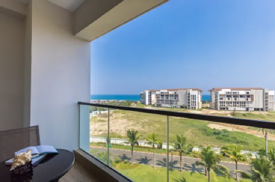 Cobblestone Holiday Apartment (Lingshui R&F Ocean Happy World)